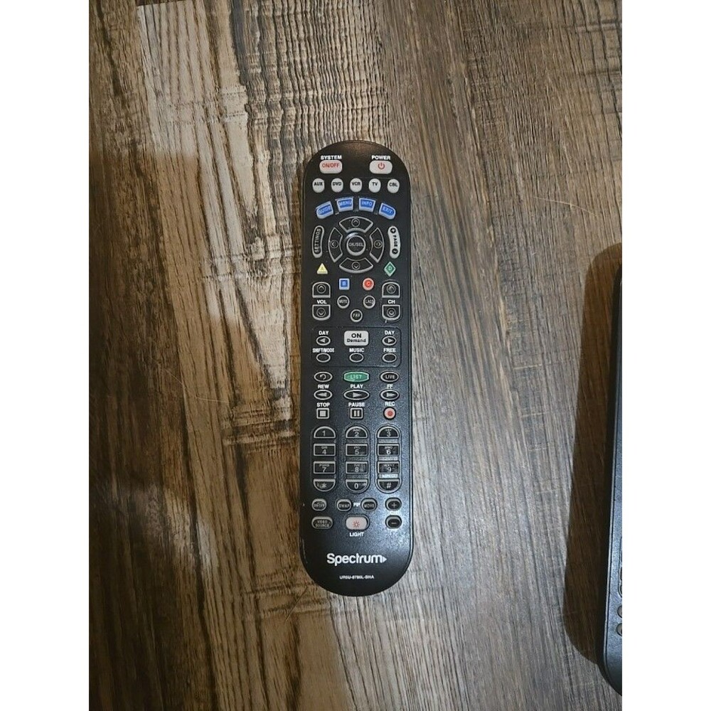 Spectrum UR5U-8780L-TWC Cable Box Remote Control AUX DVD VCR TV CBL